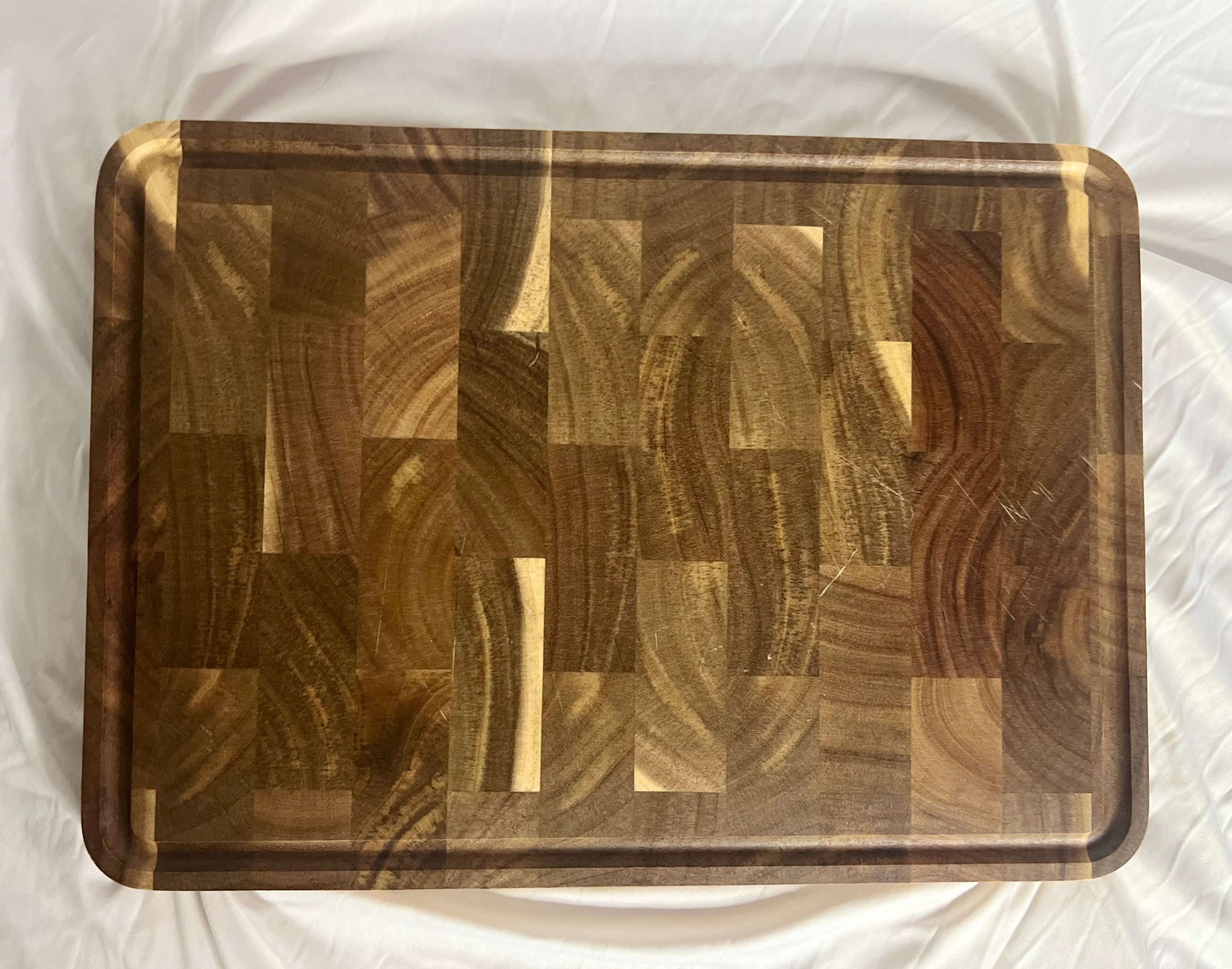 Acacia Mangium Cutting Board